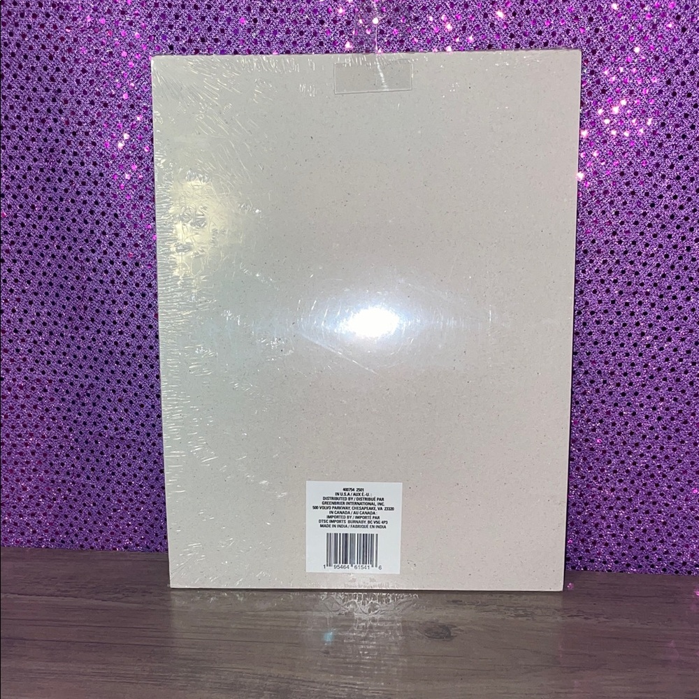 Weekly Planner with Multicolor Design - Picture 2 of 6